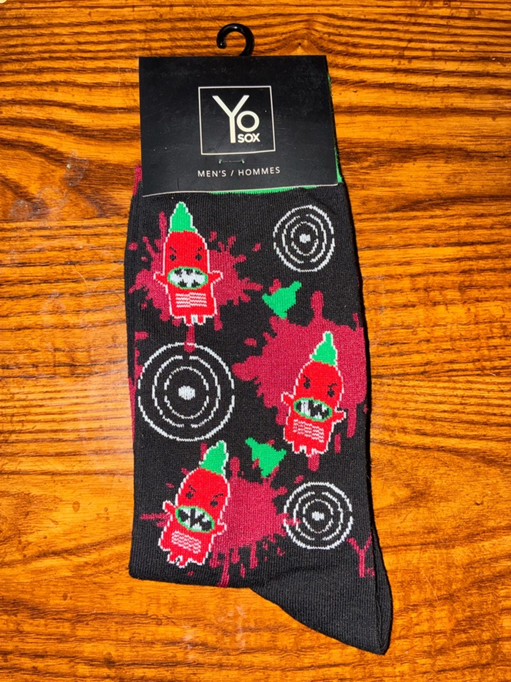 YoSox Men's Black Socks Sriracha size 7-12